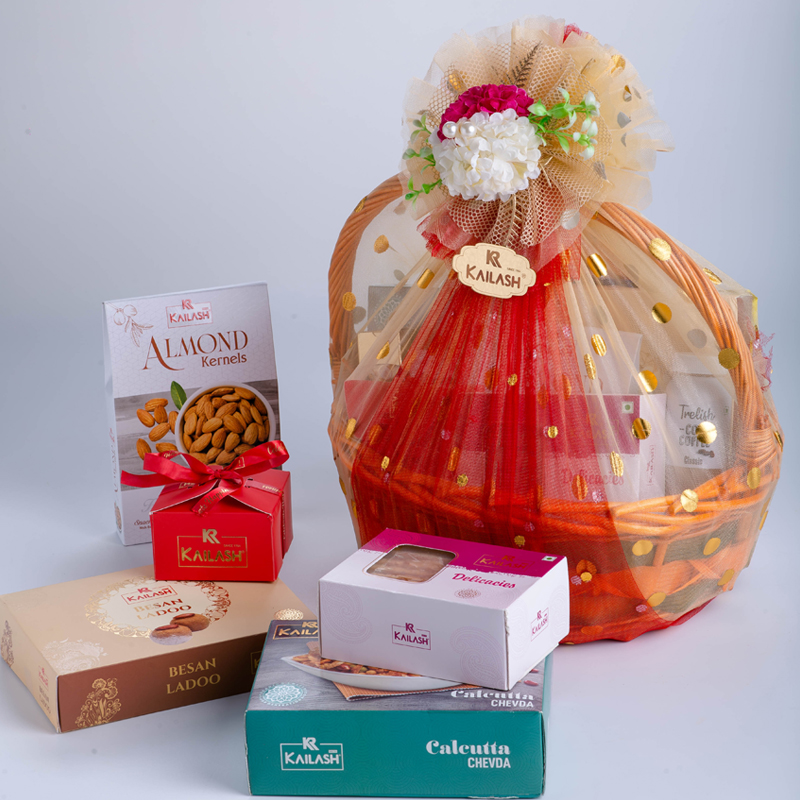 Buy Customised Premium Hamper in Surat, India